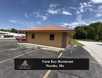 Neosho, MO Restaurant - 915 S Neosho Blvd