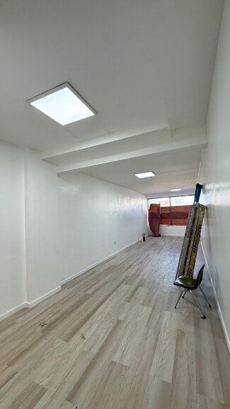 Jamaica, NY Retail - 11462 Merrick Blvd