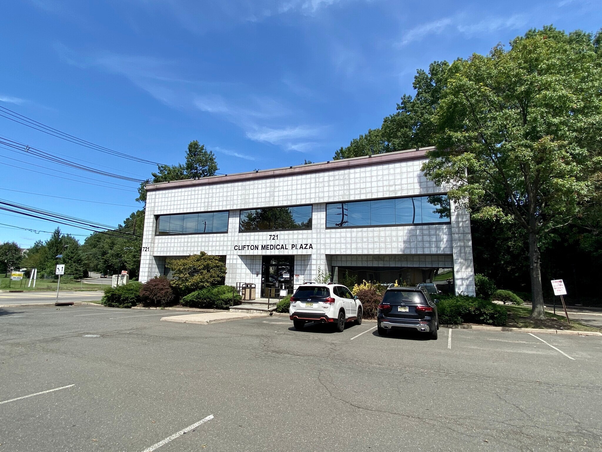 721 Clifton Ave Clifton, NJ 07013 Office Property for Lease on