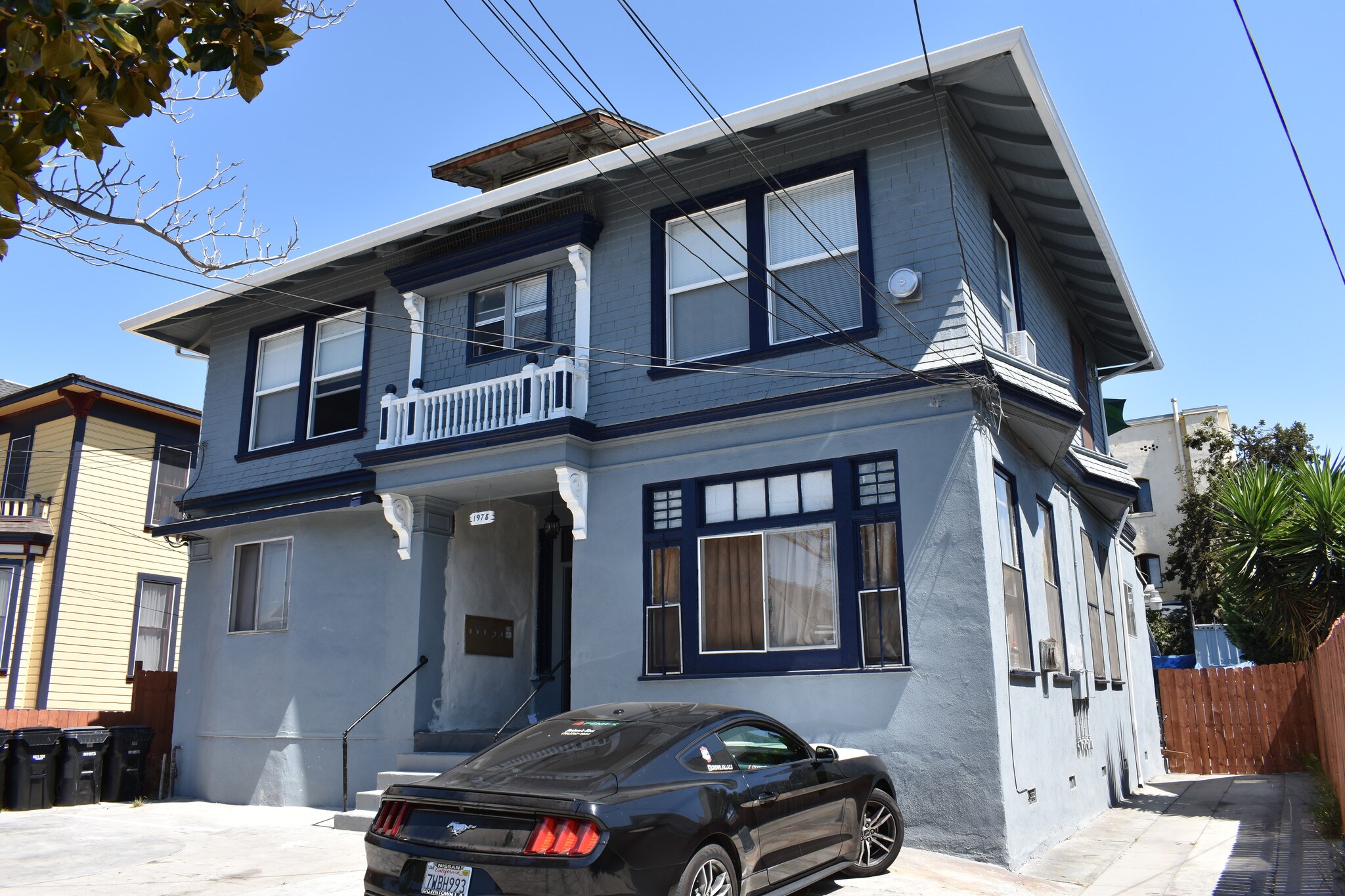 1978 Bonsallo Ave, Los Angeles, CA for Sale
