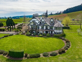 Newberg, OR Hospitality - 20300 NE Highway 240