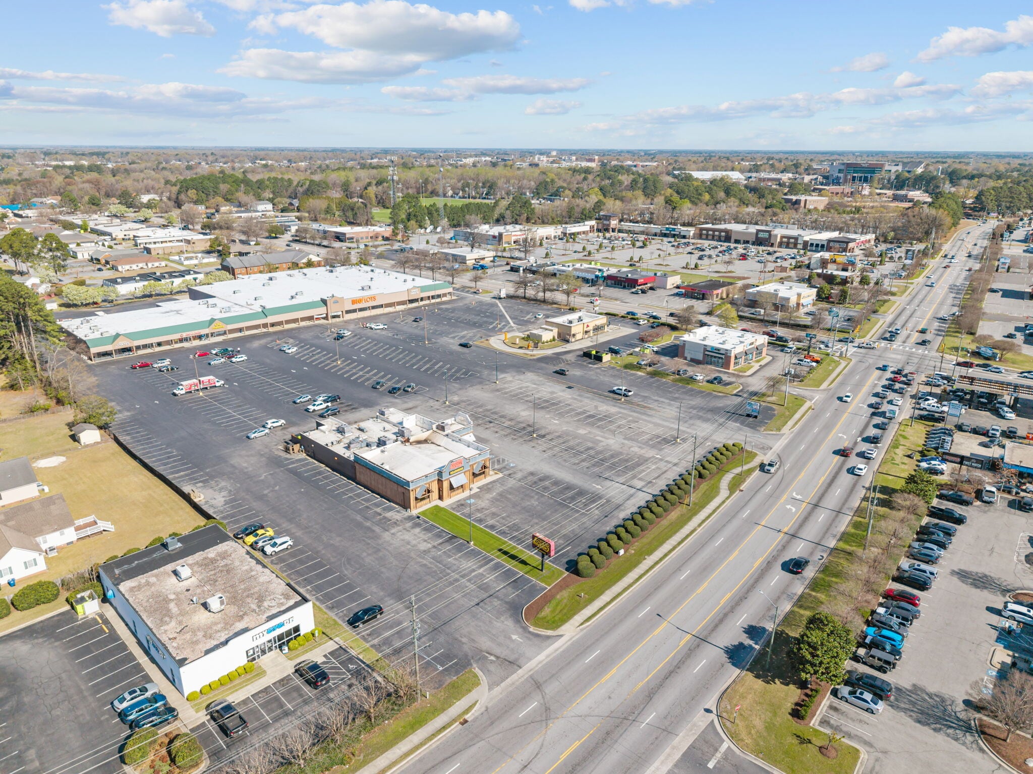 605-611 Greenville Blvd SW, Greenville, NC for Rent