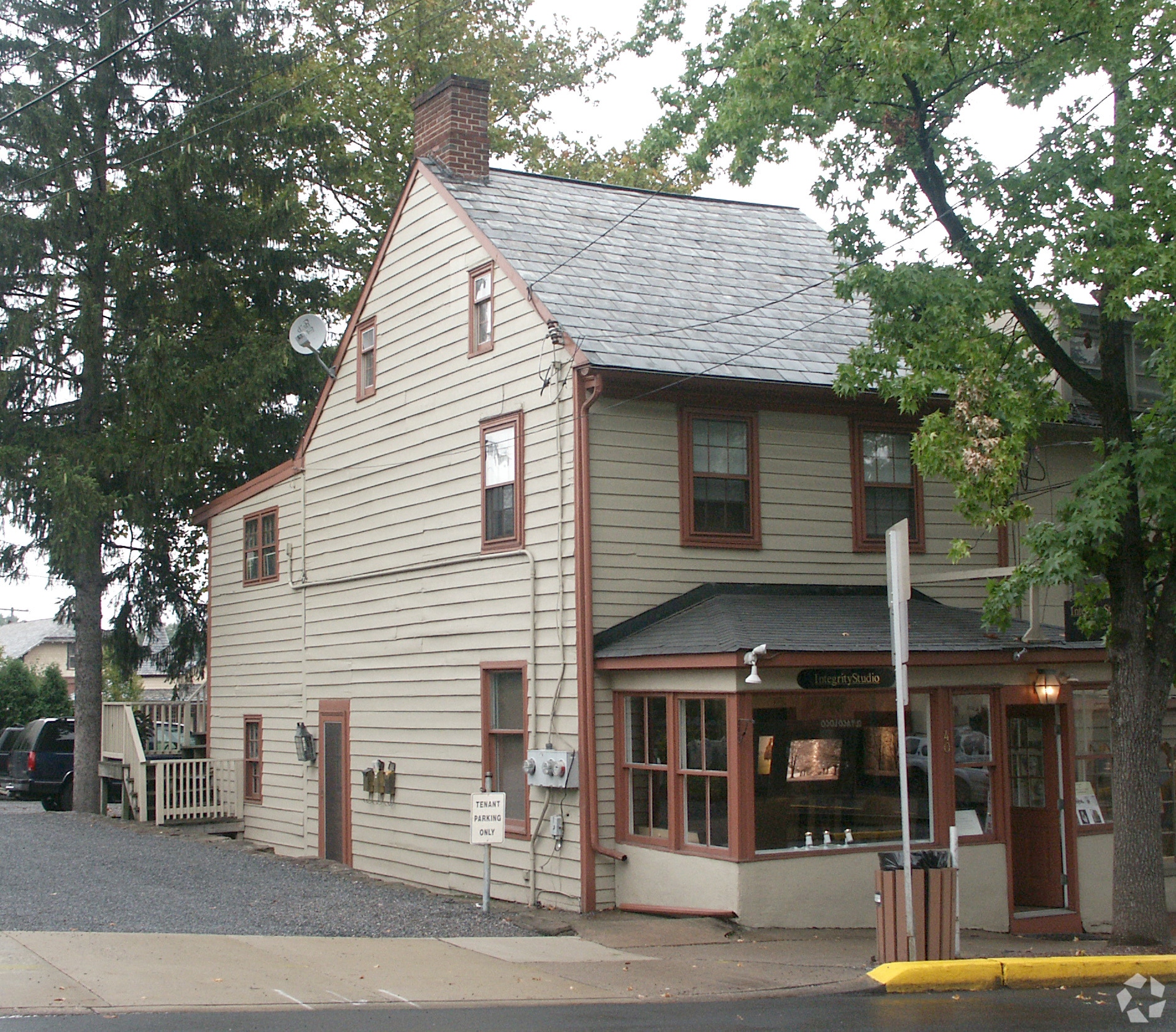 40 W Bridge St New Hope, PA 18938 Retail Property for Lease on