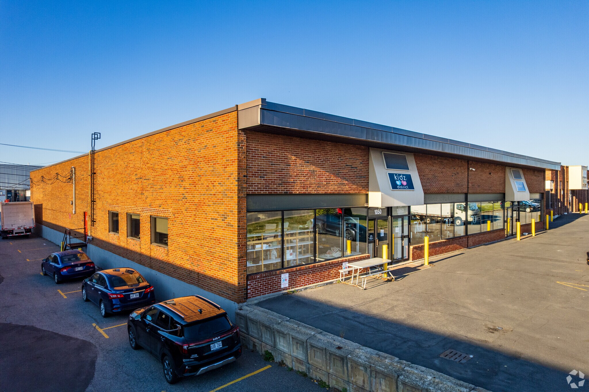 1050-1070 Rue Beaulac, Montréal, QC for Rent