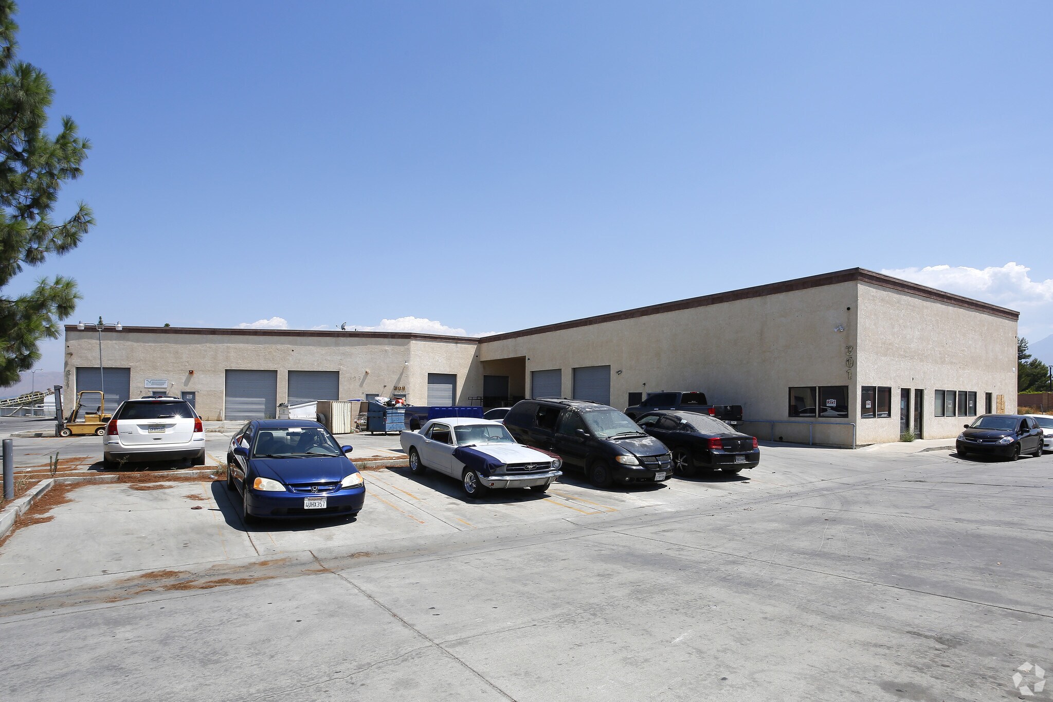 1000 N State St, Hemet, CA for Rent