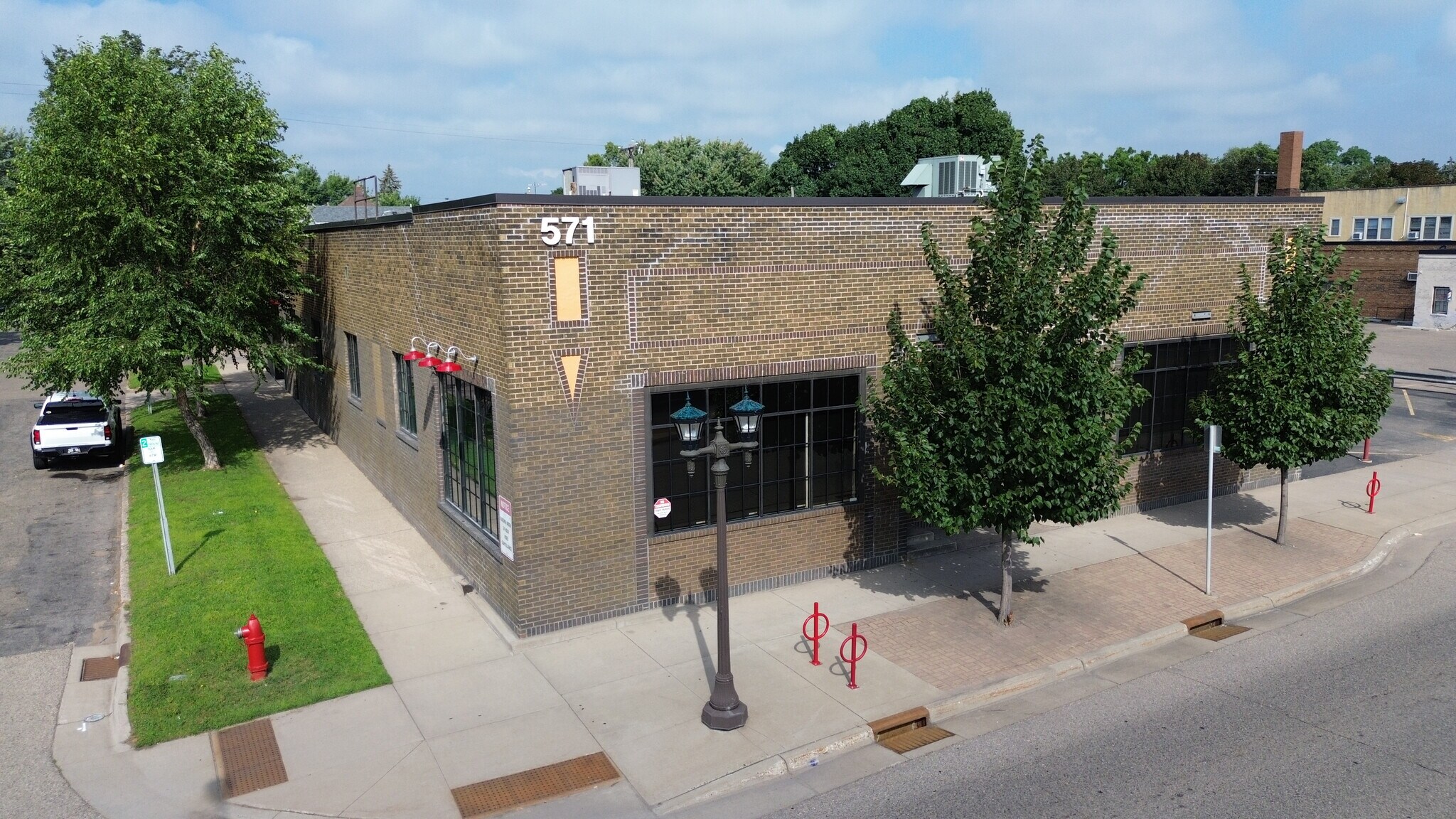 571 Snelling Ave N, Saint Paul, MN for Sale