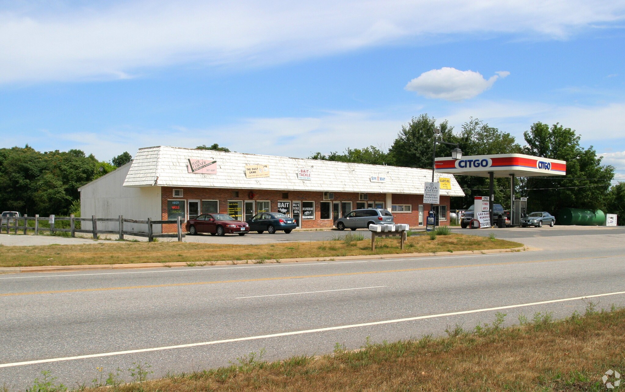 738 Middletown Rd, Colchester, CT for Rent