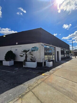 Atlanta, GA Storefront - 790-792 SW Cascade Rd