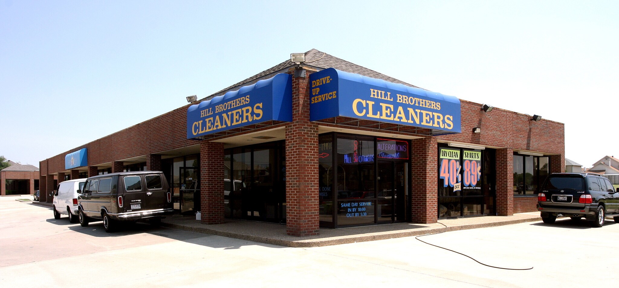 2202 Heads Ln Carrollton, TX 75006 Shopping Center Property for Lease