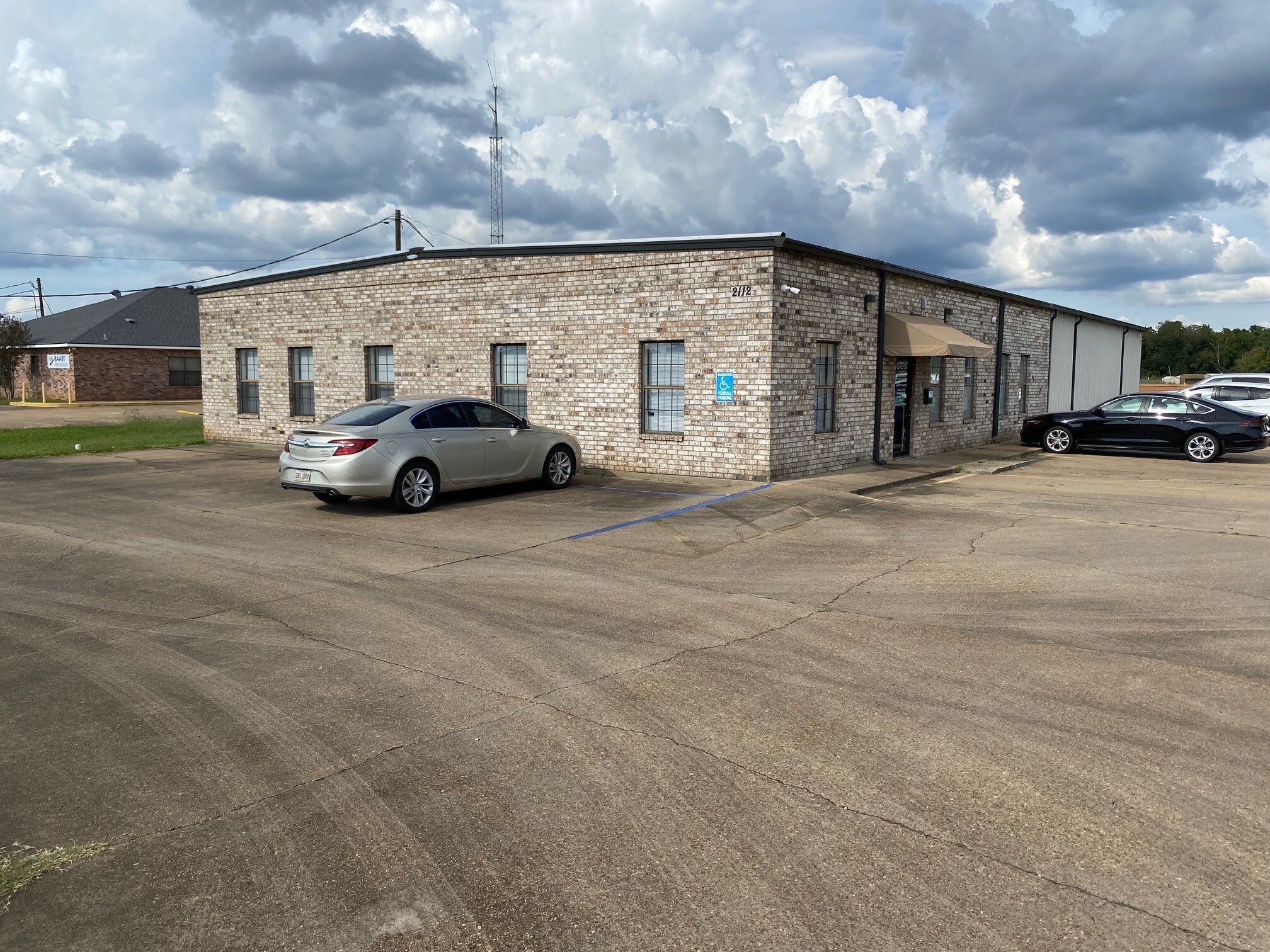 2112 N Bolton Ave, Alexandria, LA for Sale