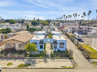 Los Angeles, CA undefined - 612 E 82nd St