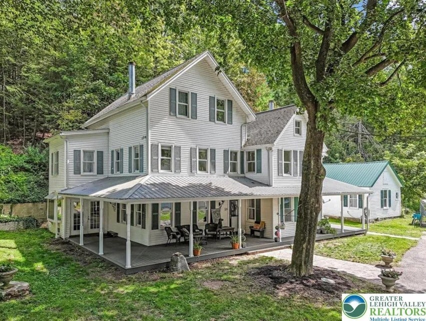 3585 Fairyland Rd, Lehighton, PA for Sale