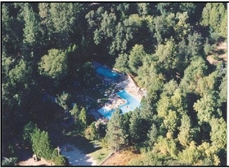 Cobb, CA Hospitality - 15960 Bottle Rock Rd