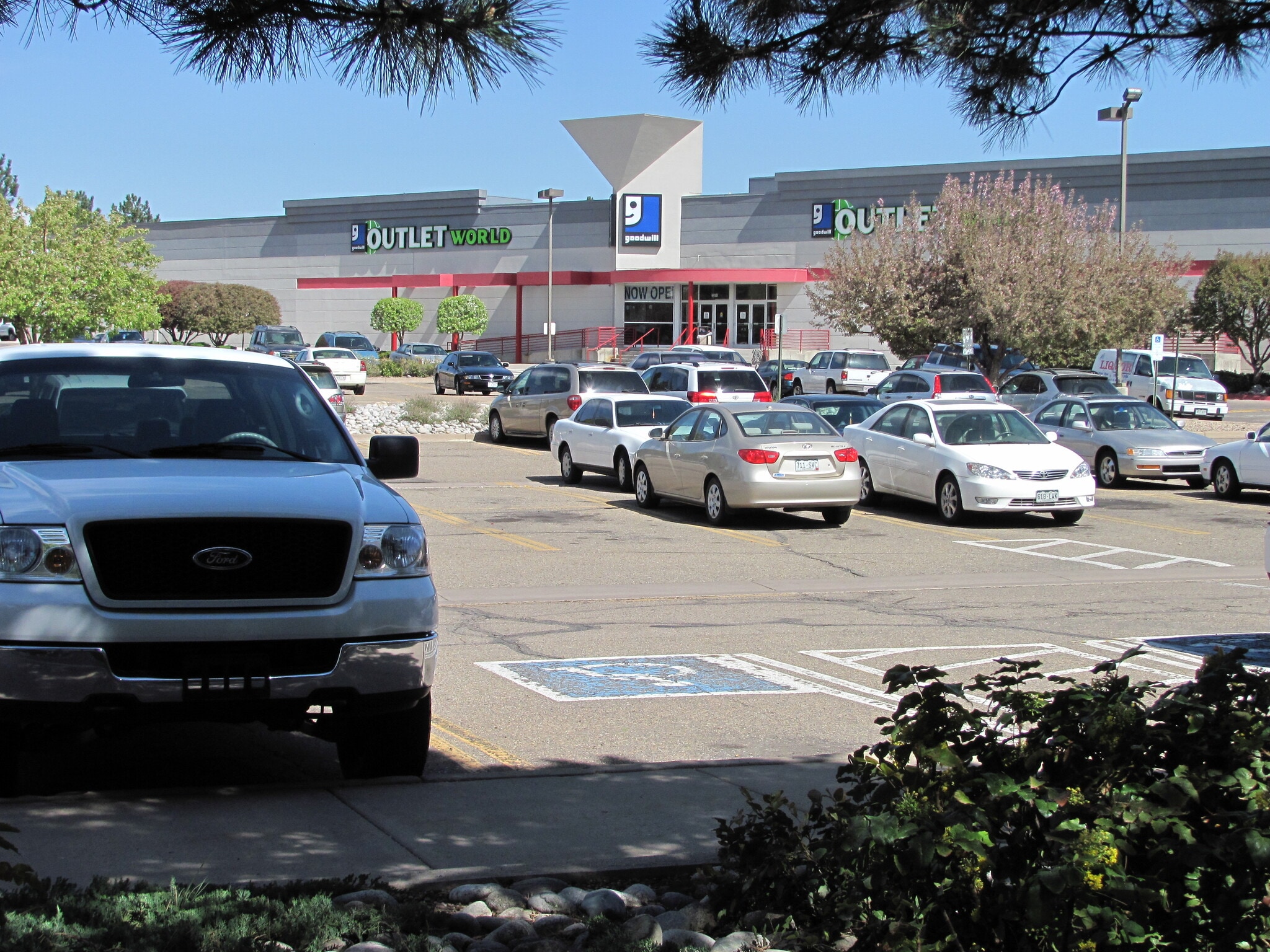 13280-13600 E Mississippi Ave, Aurora, CO for Rent