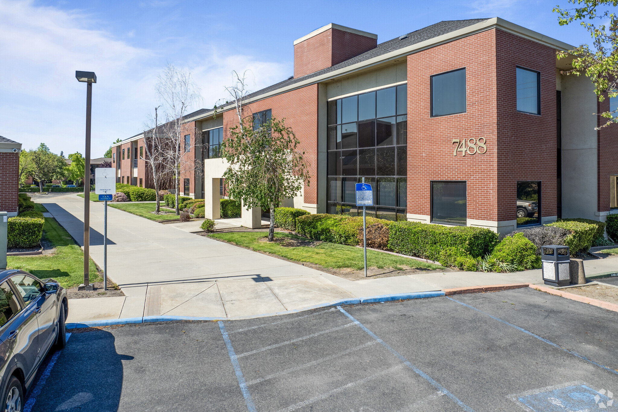 7488 Shoreline Dr, Stockton, CA for Rent