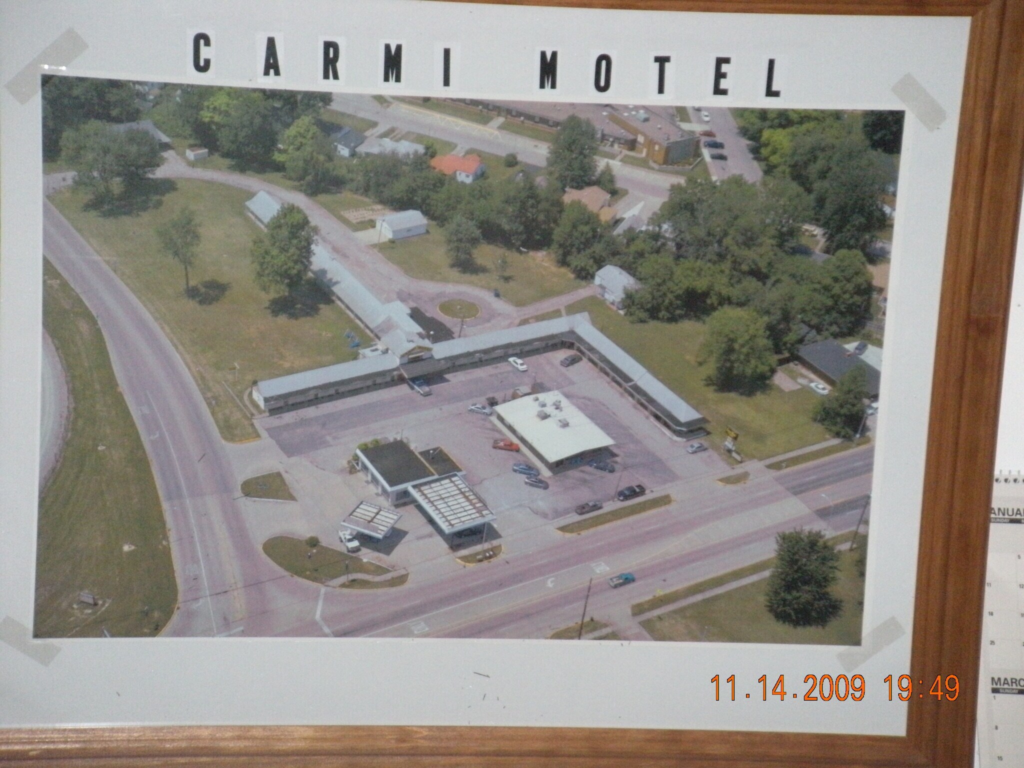 1008 W Main St, Carmi, IL for Sale