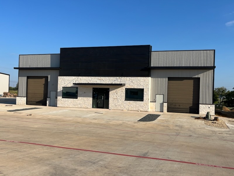 4620 US Highway 377 S, Aubrey, TX for Rent