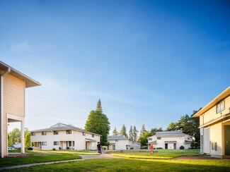 Salem, OR Apartments - 2540-2594 Lee St SE