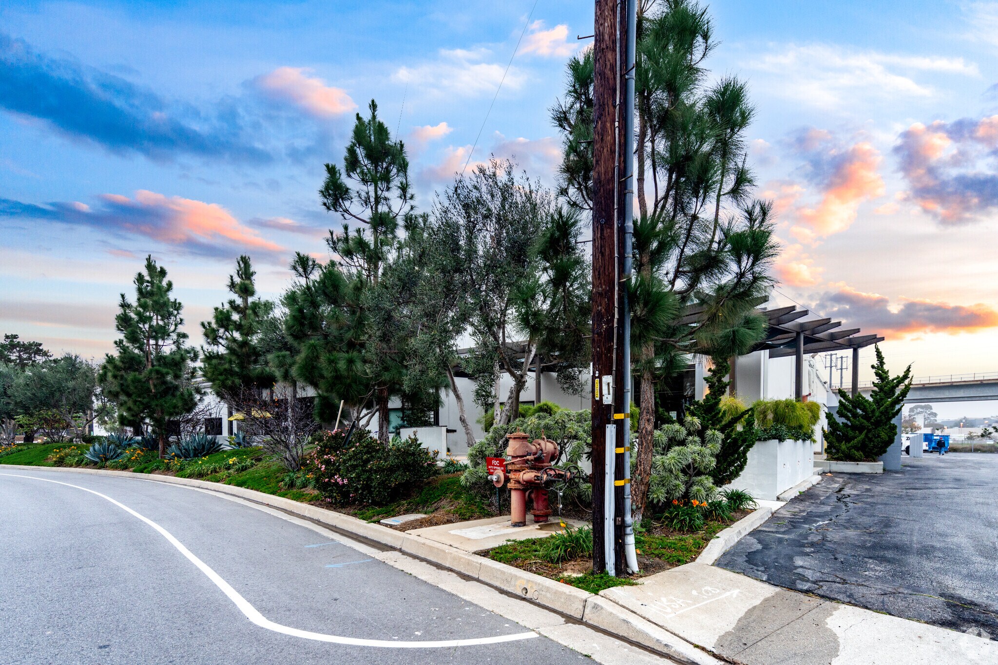2201 Park Pl, El Segundo, CA for Rent