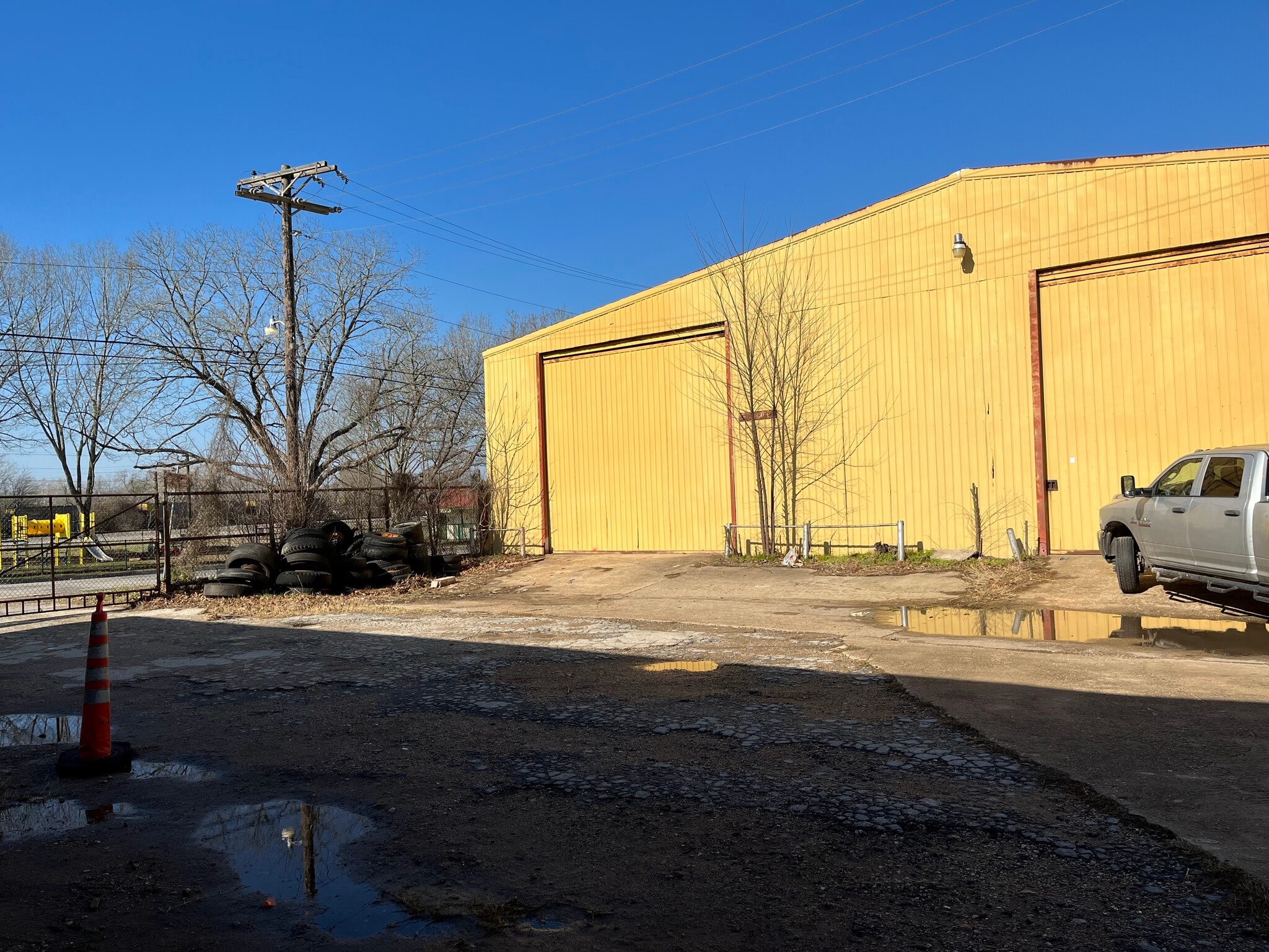 101-107 Ramona St, Smithville, TX for Rent