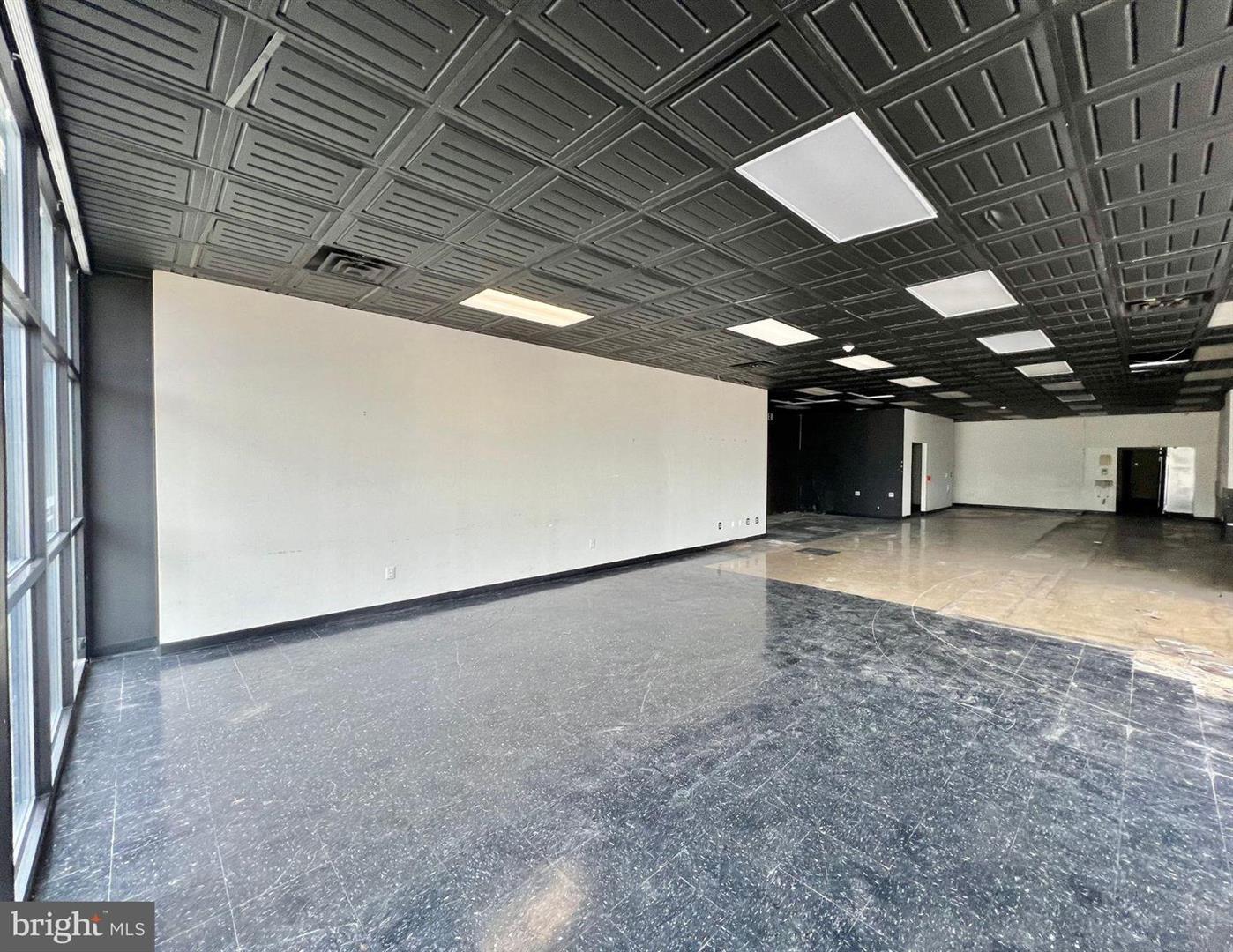 415 S York Rd New Hope, PA 18938 Retail Property for Lease on