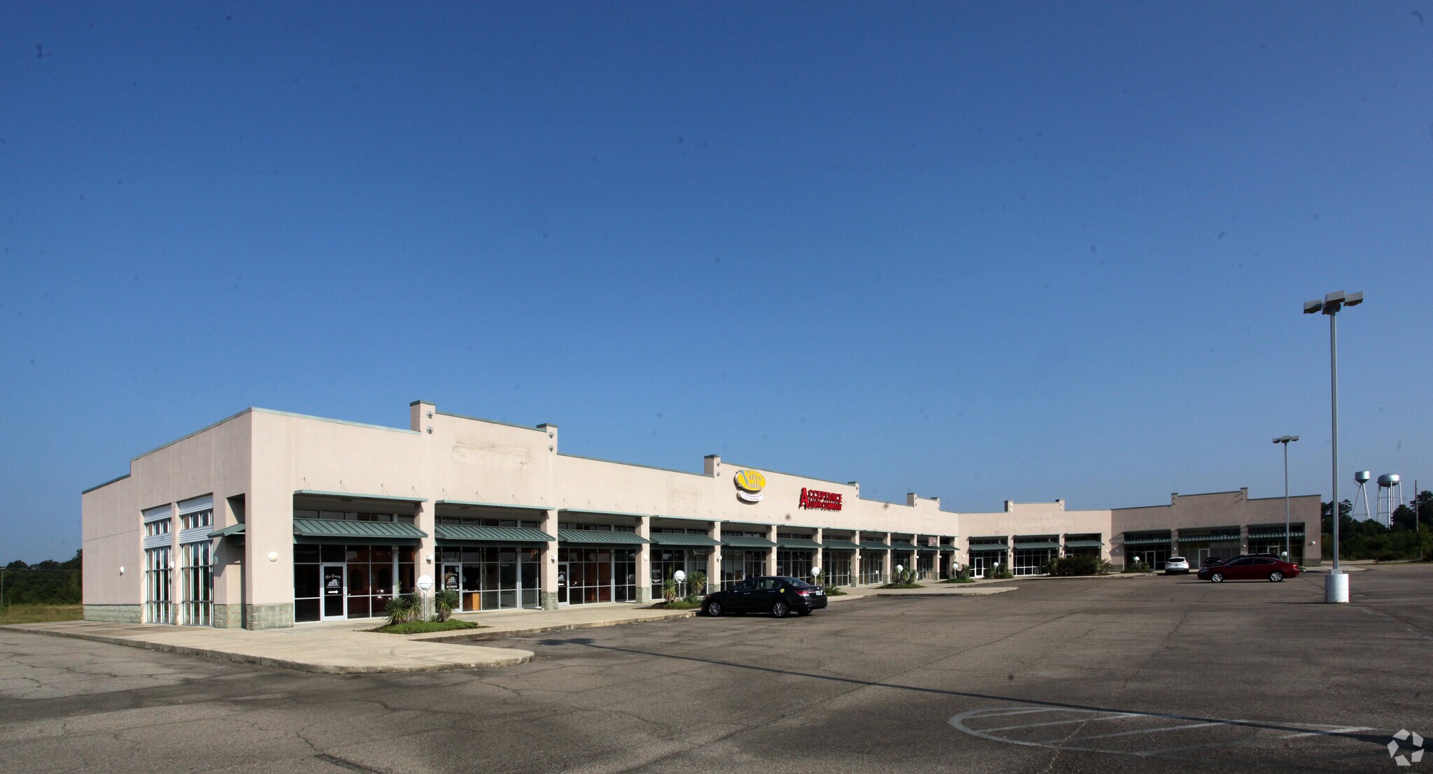 163 Turtle Creek Dr Hattiesburg, MS 39402 Shopping Center Property