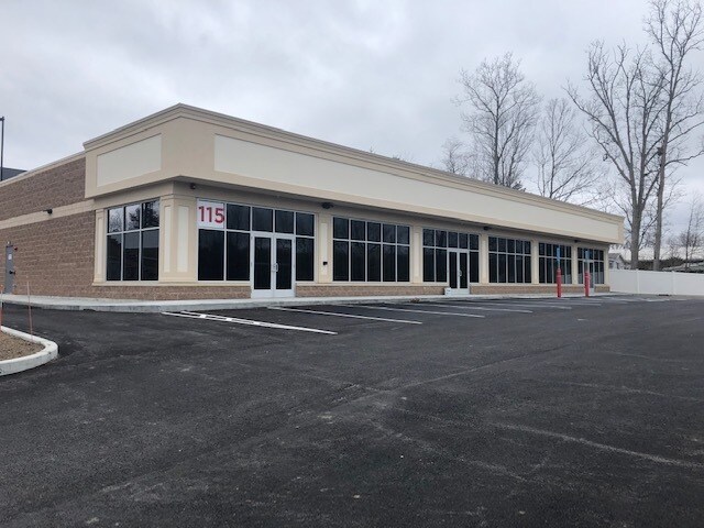 115-117 Washington St, Auburn, MA for Rent