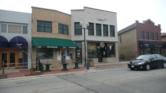 Highwood, IL Retail - 327-329 Waukegan Ave