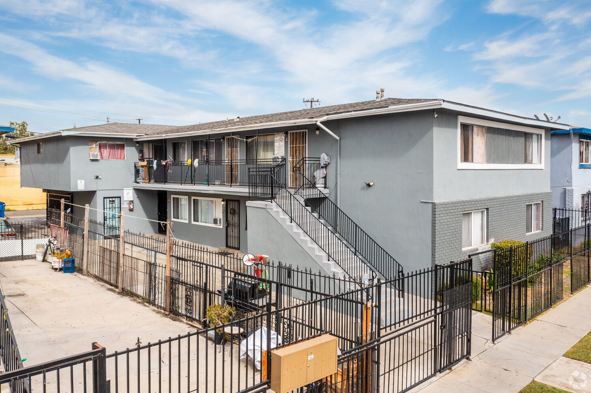 1401 W Walnut St Santa Ana, CA 92703 MultiFamily Property for Lease