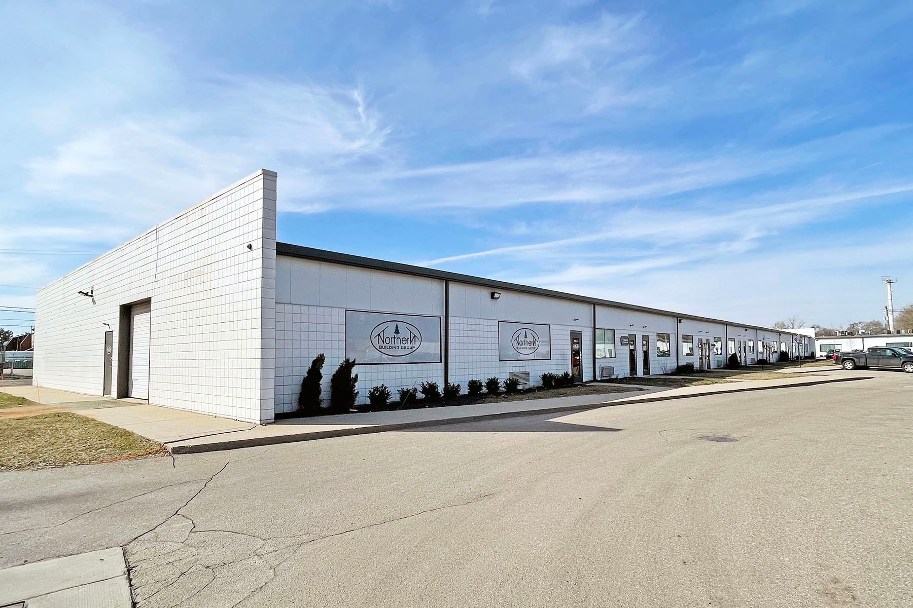 1195 Rochester Rd, Troy, MI for Rent