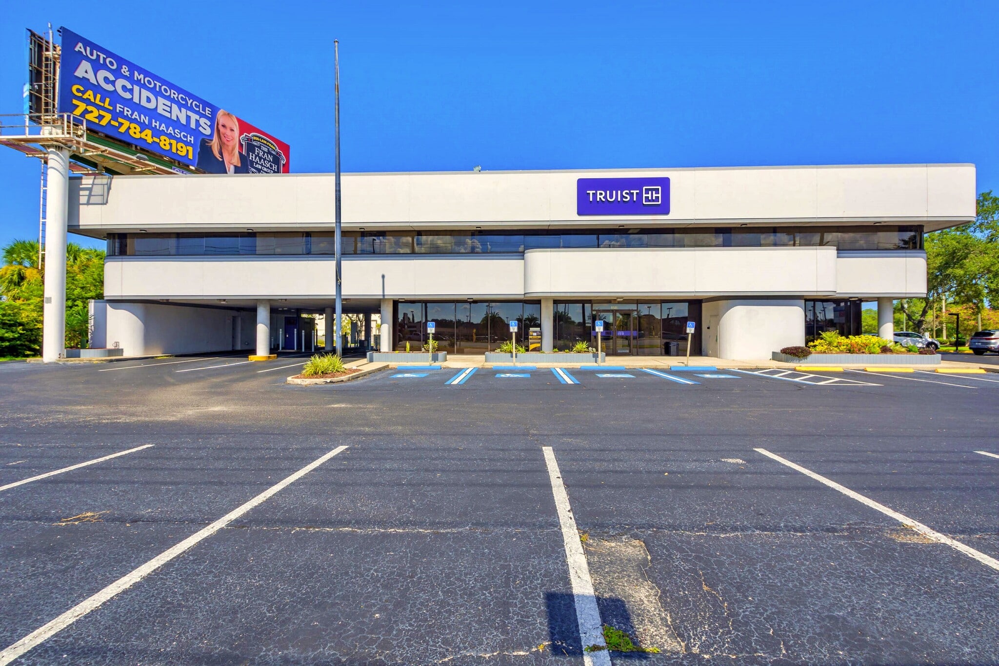 9501 US Highway 19, Port Richey, FL for Rent