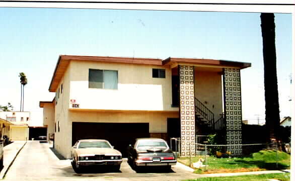 1043 W 91st, Los Angeles, CA for Sale