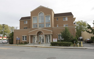 Westbury, NY Office/Medical - 320 Post Ave