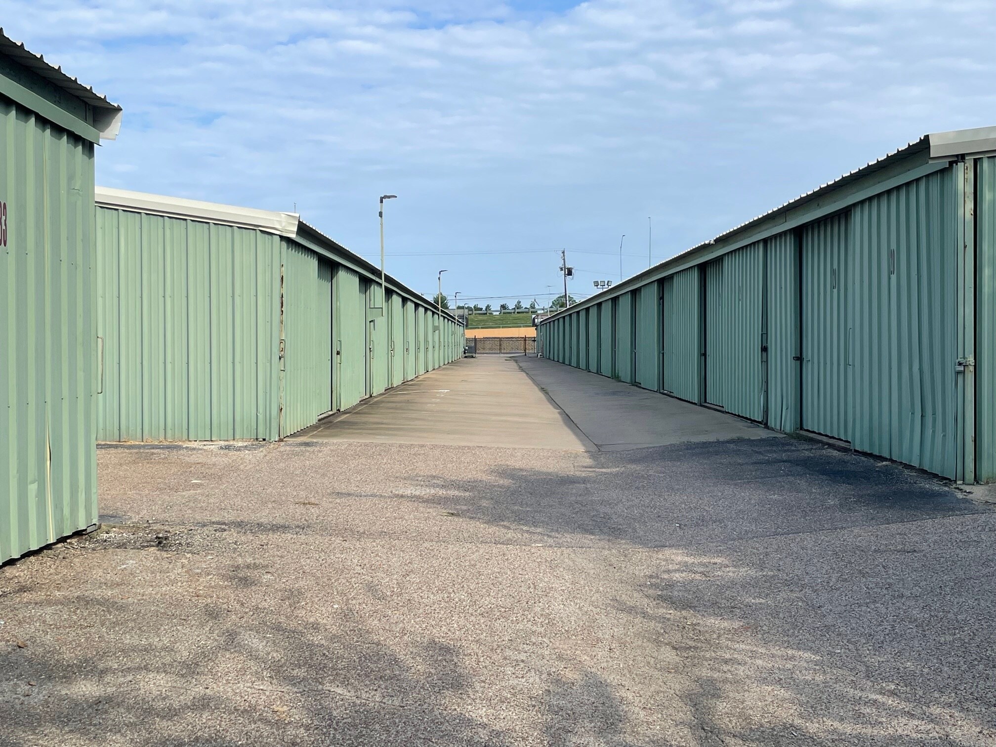 408 NE Wilshire Blvd, Burleson, TX for Sale