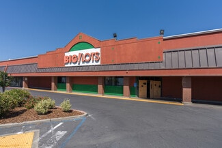 Oroville, CA Department Store - 1815-1985 Oro Dam Blvd E