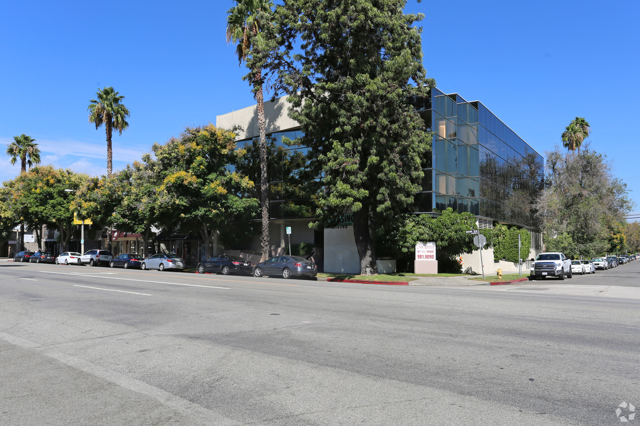 13743 Ventura Blvd, Sherman Oaks, CA for Rent