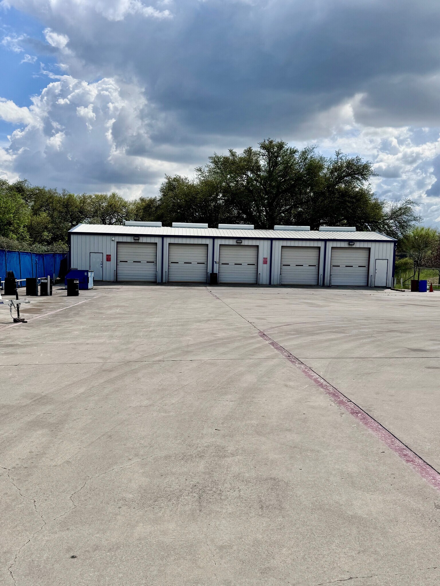 2217 Jacksboro Hwy, Fort Worth, TX for Rent