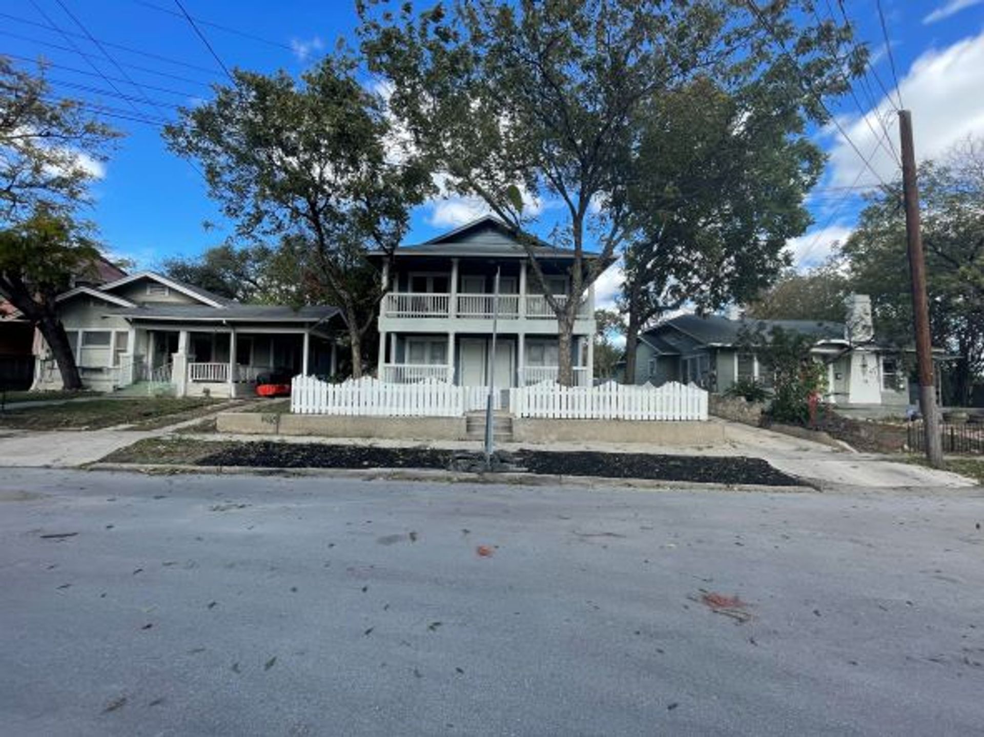 625 E Woodlawn Ave, San Antonio, TX for Sale