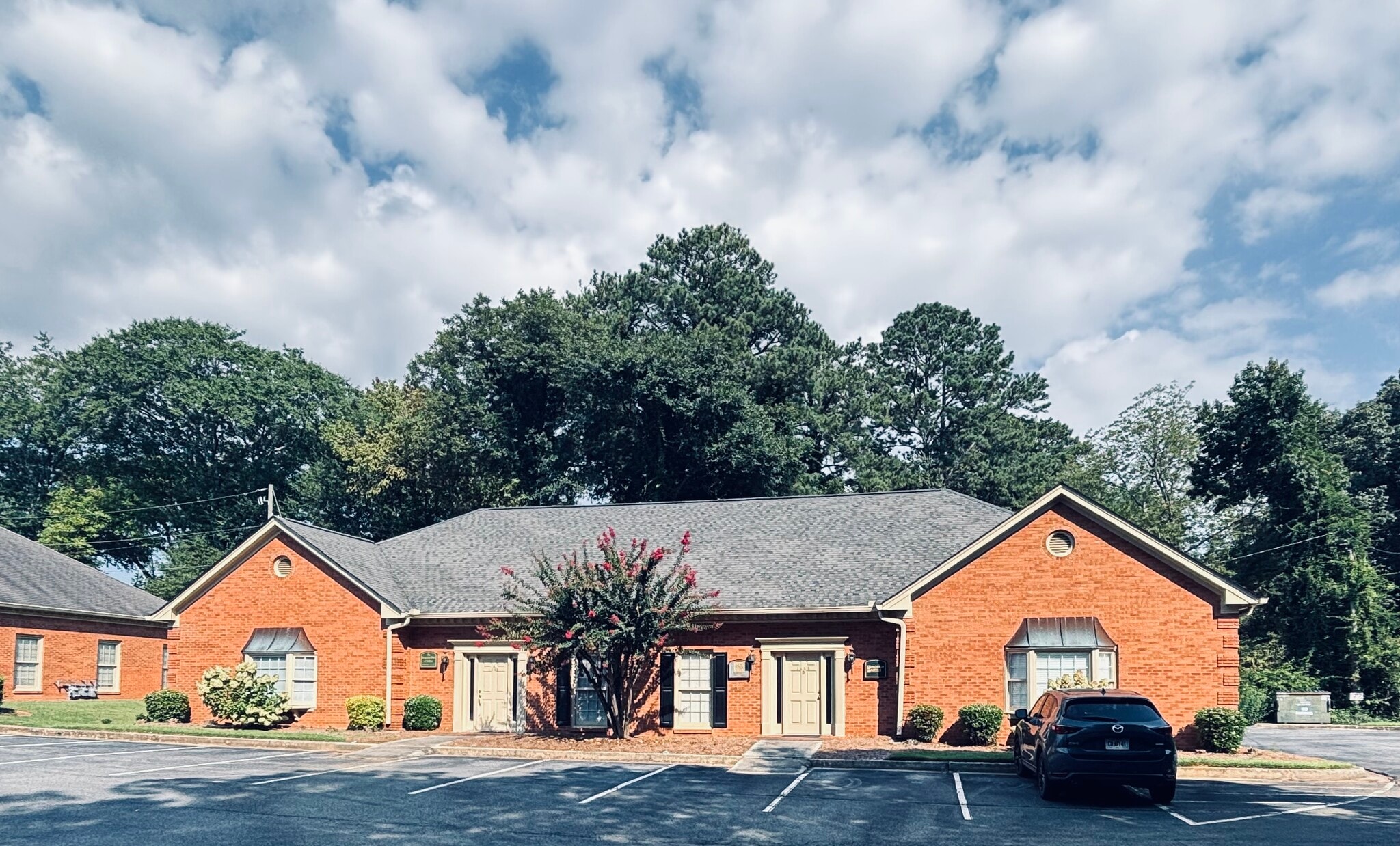 1435 McLendon Dr, Decatur, GA for Sale