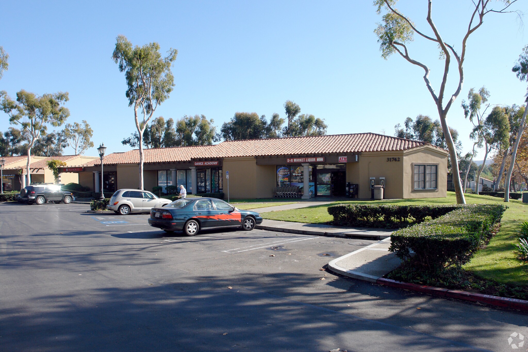 31742 Rancho Viejo Rd San Juan Capistrano, CA 92675 Flex Property for