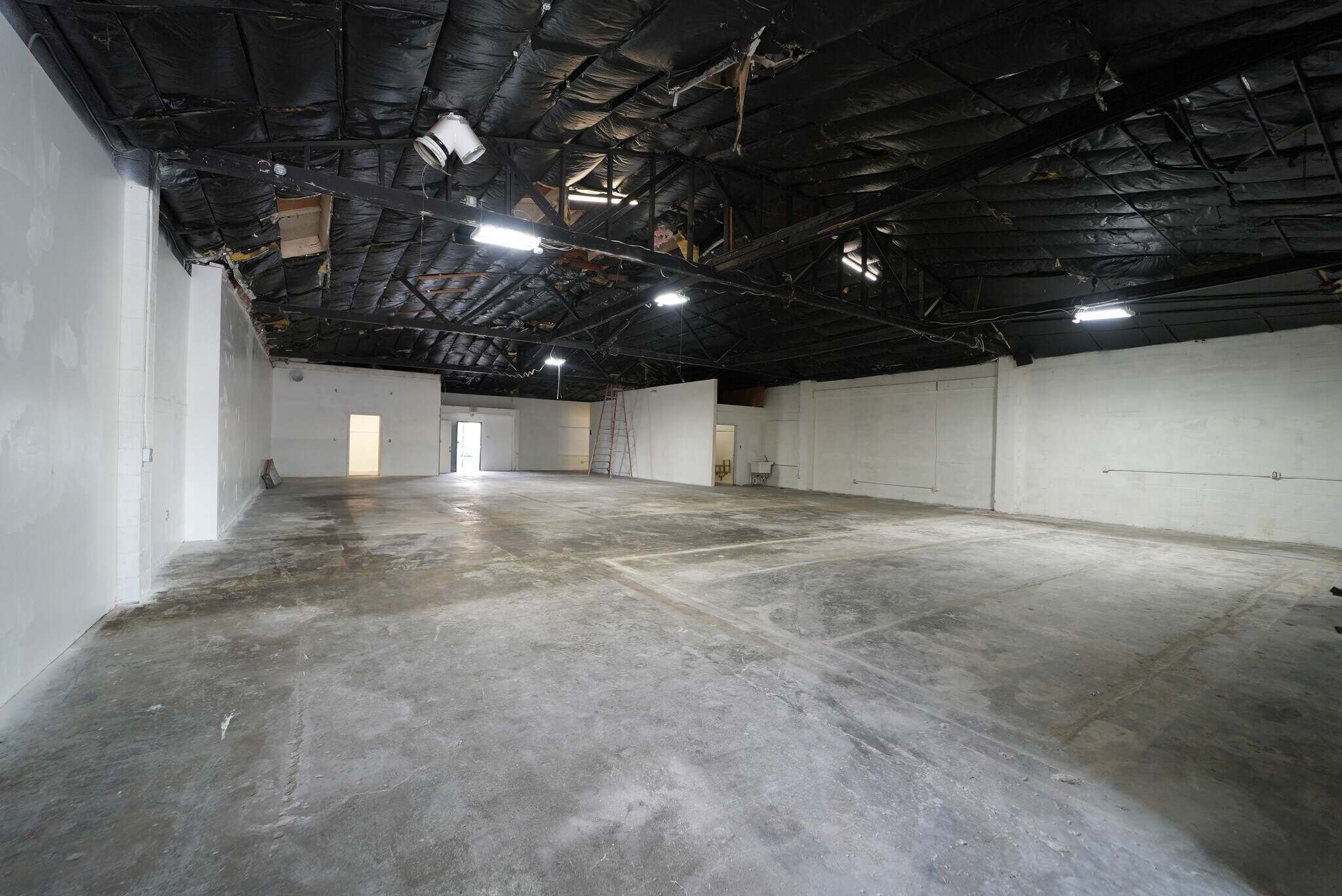 15414 S Broadway St, Gardena, CA for Rent