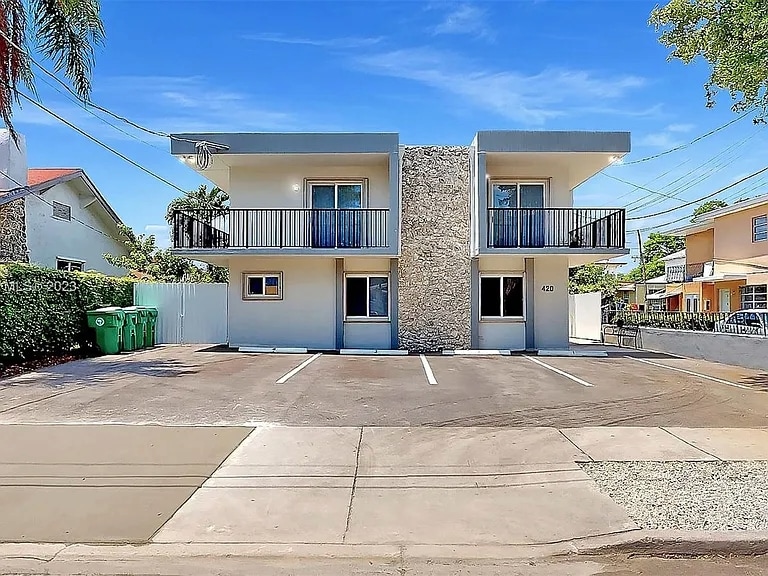 420 SW 14th Ave, Miami, FL for Sale