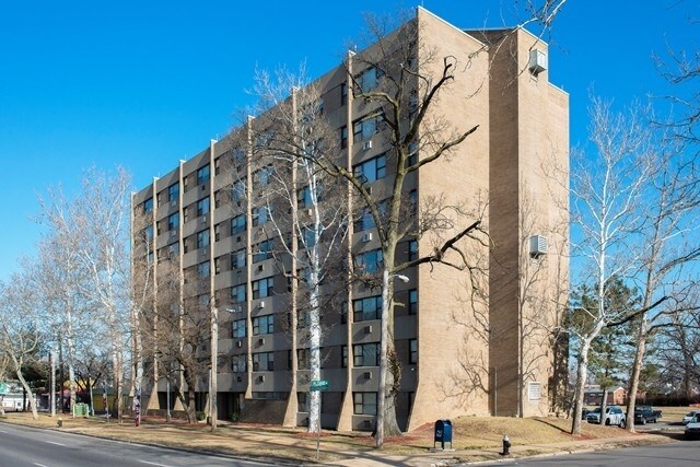 1600-1610 N Kingshighway Blvd, Saint Louis, MO for Sale