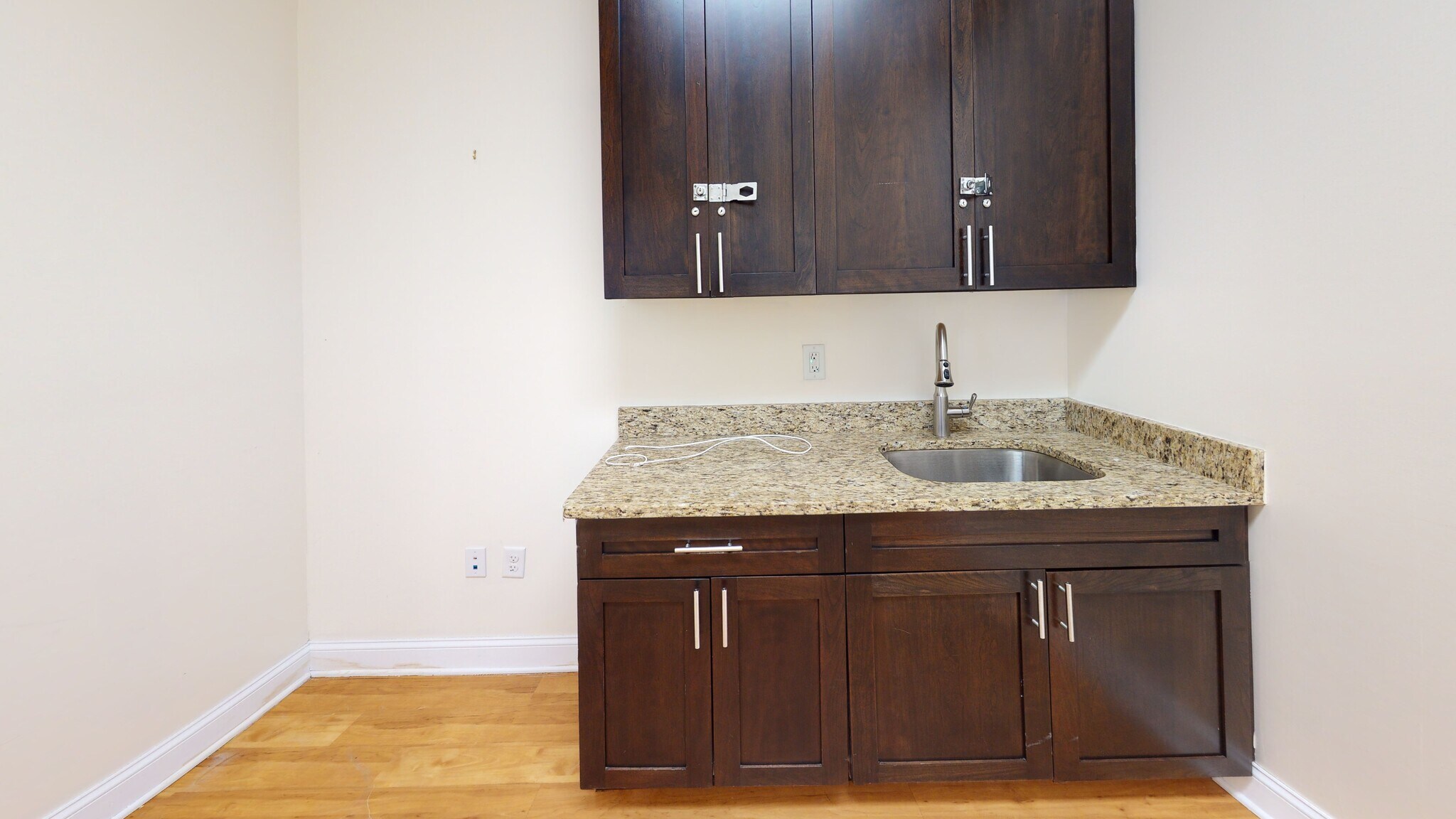 123 Tidewater St, Jersey City, NJ for Rent