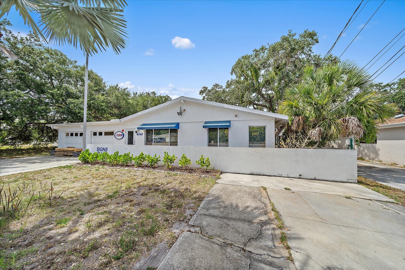 4242 McIntosh Ln, Sarasota, FL for Sale