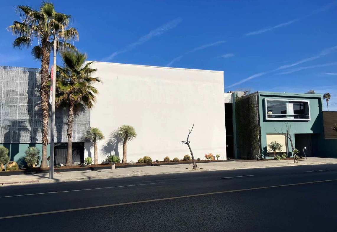 5735 Melrose Ave, Los Angeles, CA for Sale
