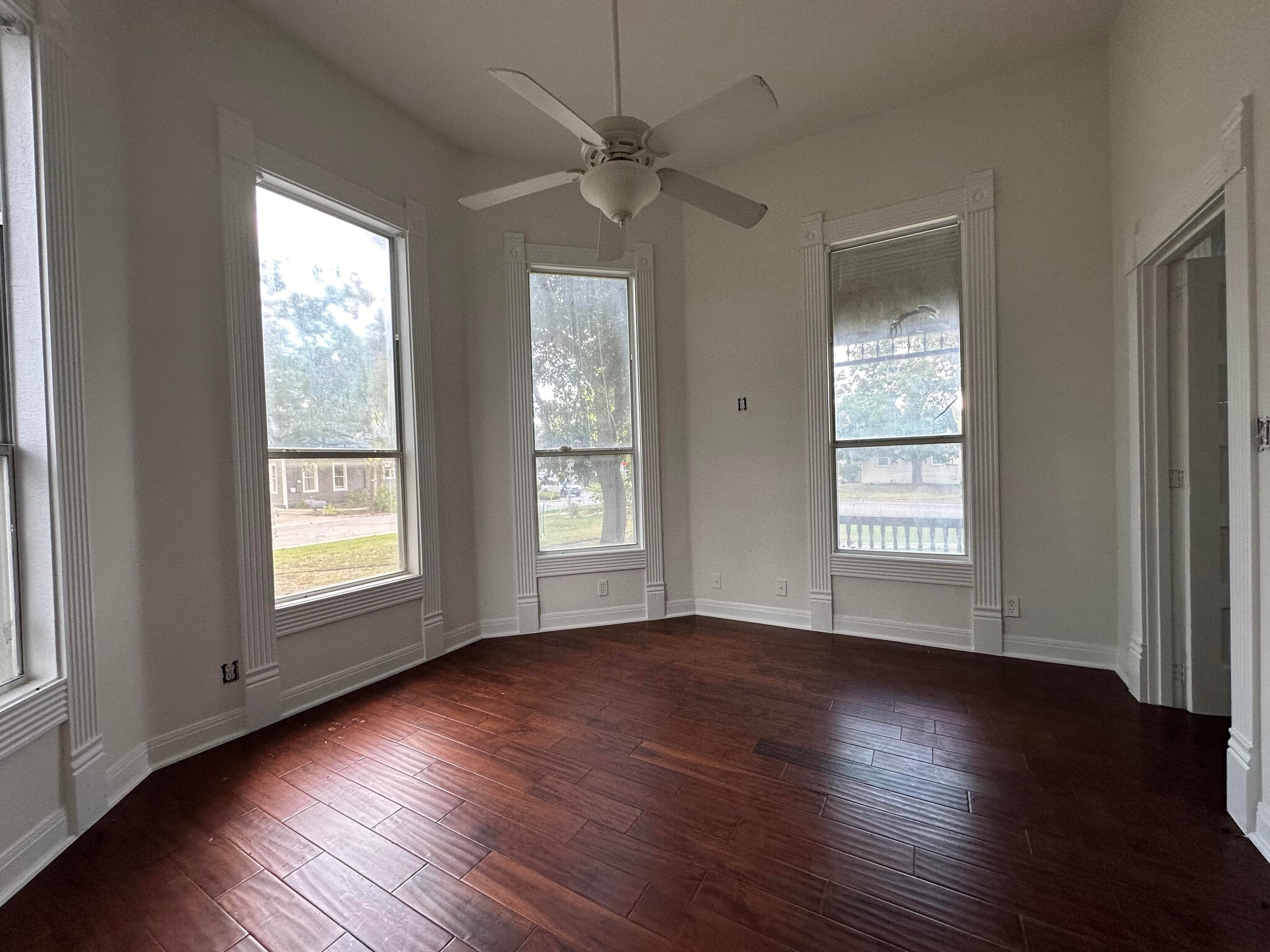 302 N FM 1660, Hutto, TX for Sale