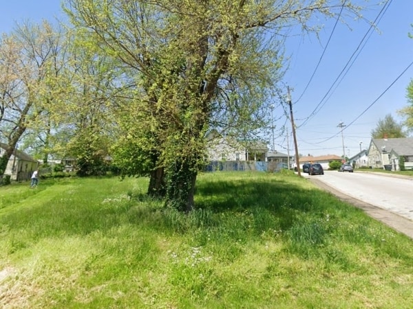 1237 Clark St, New Albany, IN for Sale