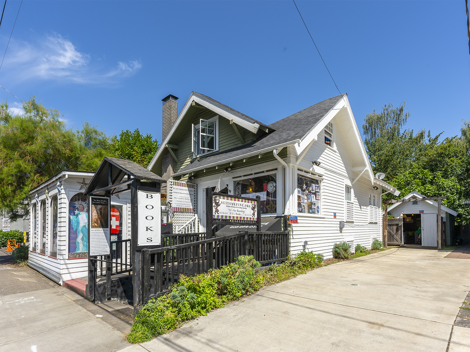 1405 SE Tacoma St, Portland, OR for Sale