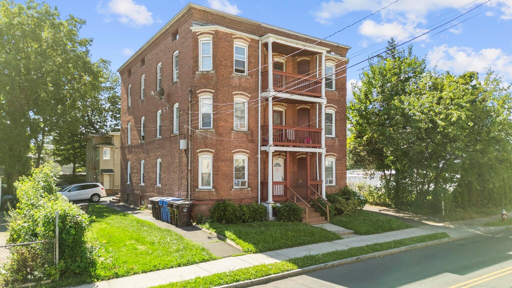 240-242 Washington St, New Britain, CT for Sale
